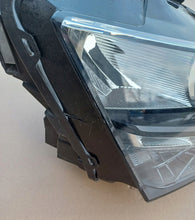 Laden Sie das Bild in den Galerie-Viewer, Frontscheinwerfer Skoda Scala 2019- 657941016 LED Rechts Scheinwerfer Headlight SCH2587454068xx