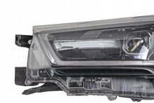 Laden Sie das Bild in den Galerie-Viewer, Frontscheinwerfer Toyota Hilux PL632042 81150-0KP41 811500KP41 LED Links SCH2910266393ui