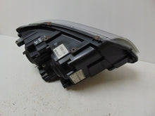 Laden Sie das Bild in den Galerie-Viewer, Frontscheinwerfer VW Transporter 7E1941015D LED Links Scheinwerfer Headlight