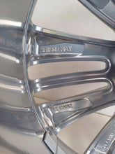 Laden Sie das Bild in den Galerie-Viewer, 1x Alufelge 18 Zoll 8.0" 5x108 55ET Glanz JX7J-H1A Ford Mondeo Rim Wheel