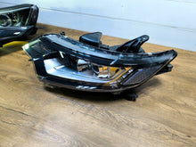 Laden Sie das Bild in den Galerie-Viewer, Frontscheinwerfer Mitsubishi Outlander III ECM921-22A10 Links Headlight