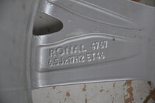 Laden Sie das Bild in den Galerie-Viewer, 1x Alufelge 17 Zoll 6.5" 5x112 46ET Glanz Silber 5E3601025 Skoda Octavia Iv FEL1678910979gm