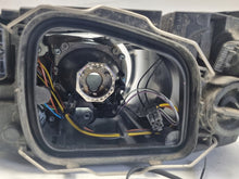 Load image into Gallery viewer, Frontscheinwerfer Volvo S40 II 31299588 0301237272 Xenon Rechts Headlight SCH7592859034vq