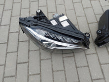 Laden Sie das Bild in den Galerie-Viewer, Frontscheinwerfer Mercedes-Benz W205 A2059062704 LED Rechts oder Links SCH3433168177ht
