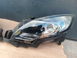 Frontscheinwerfer Opel Zafira C 030126320205 030126320100 Ein Satz Headlight SCH9381738684ay