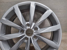 Laden Sie das Bild in den Galerie-Viewer, 1x Alufelge 17 Zoll 5G0601025K VW Golf Vii Rim Wheel FEL6257527533lg