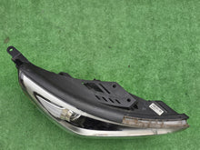 Laden Sie das Bild in den Galerie-Viewer, Frontscheinwerfer Hyundai I30 III 92102-G4XXX Rechts Scheinwerfer Headlight SCH6992505786mb