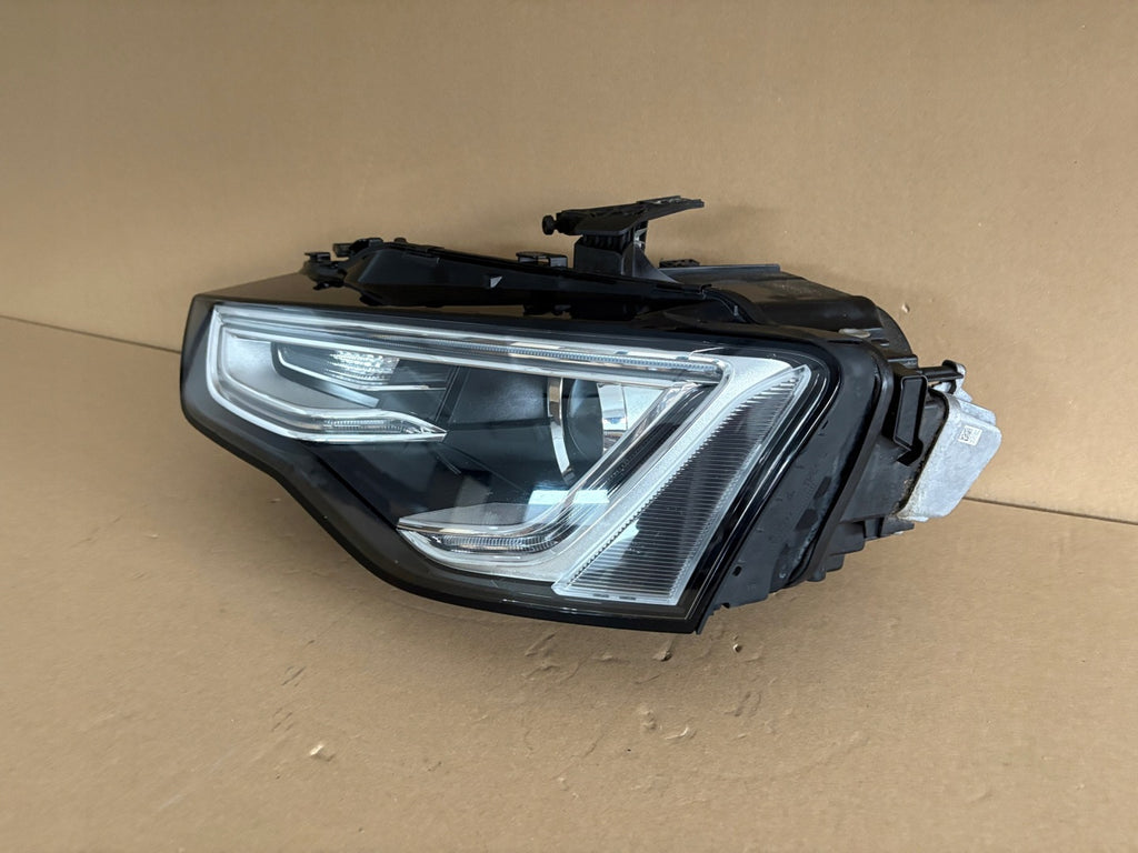 Frontscheinwerfer Audi A5 8T0941005C Links Scheinwerfer Headlight SCH9397921852mj
