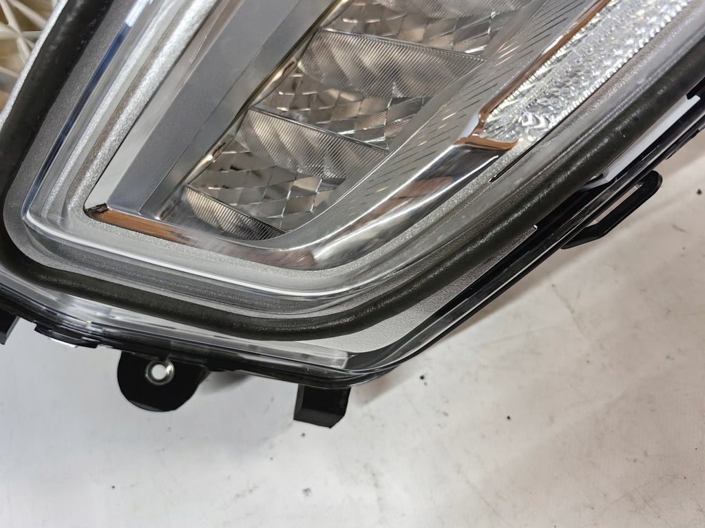 Frontscheinwerfer Volvo 23920310 Rechts Scheinwerfer Headlight SCH6018190708cg