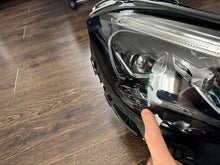 Laden Sie das Bild in den Galerie-Viewer, Frontscheinwerfer Mercedes-Benz W206 A2069068204 LED Rechts Headlight SCH1203838672ph