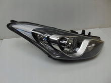 Laden Sie das Bild in den Galerie-Viewer, Frontscheinwerfer Hyundai I30 92102-A6100 Rechts Scheinwerfer Headlight SCH1311524161un