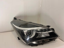 Laden Sie das Bild in den Galerie-Viewer, Frontscheinwerfer Toyota Yaris 811300DA50 Rechts Scheinwerfer Headlight SCH6664587121mt