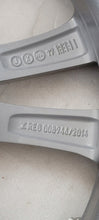 Load image into Gallery viewer, 1x Alufelge 17 Zoll 7.5" 5x112 27ET 6863417 BMW 5 G31 G30 Rim Wheel FEL7571987858aw