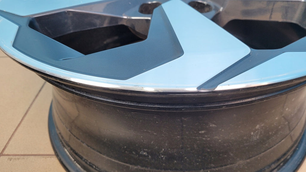 1x Alufelge 18 Zoll 7.5" 5x114.3 45ET 403006UA4J Nissan Qashqai III J12