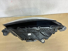 Laden Sie das Bild in den Galerie-Viewer, Frontscheinwerfer Skoda Superb III 3V1941015D 3V1941016D Full LED Ein Satz SCH3212281722ks