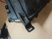 Laden Sie das Bild in den Galerie-Viewer, Frontscheinwerfer Renault Master I 260105567R Rechts Scheinwerfer Headlight SCH3482125507ok