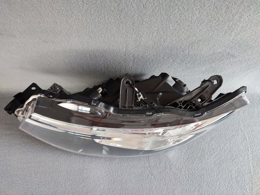 Frontscheinwerfer Mitsubishi Outlander III 8301D0-93 Links Headlight