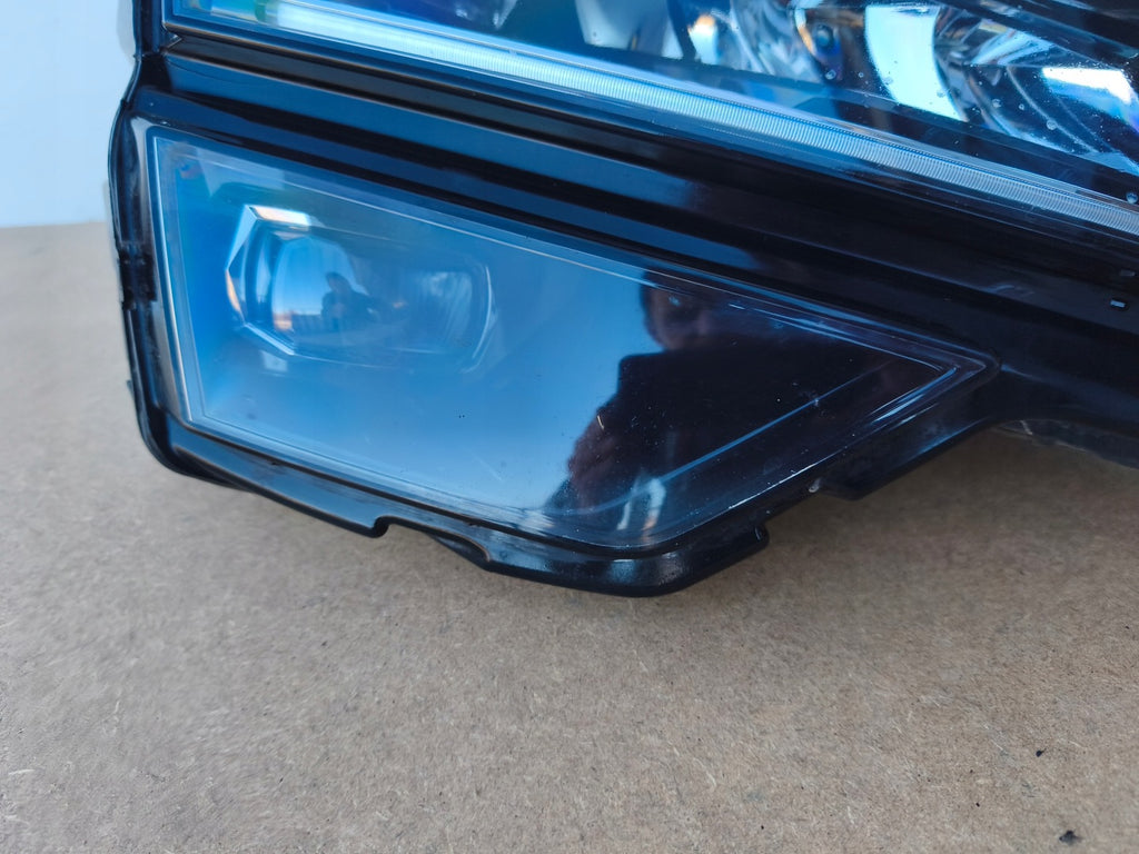 Frontscheinwerfer Skoda Karoq 57B941016F Rechts Scheinwerfer Headlight SCH3371204808wl