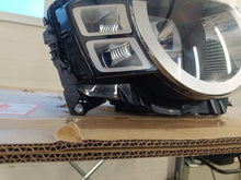 Laden Sie das Bild in den Galerie-Viewer, Frontscheinwerfer Land Rover Defender L663 L8B213W029BF LED FALSE Headlight SCH2649964439nm