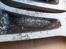 Load image into Gallery viewer, 1x Alufelge 17 Zoll 6.5" 5x114.3 48ET Silber 52910-2S210 Hyundai Tucson FEL6655163795wy