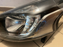 Laden Sie das Bild in den Galerie-Viewer, Frontscheinwerfer Renault Trafic III 260604842R LED Links Scheinwerfer Headlight