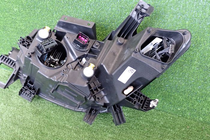 Frontscheinwerfer Cupra Born 10F9410084 Rechts Scheinwerfer Headlight SCH9634573716ri