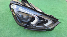 Laden Sie das Bild in den Galerie-Viewer, Frontscheinwerfer Mercedes-Benz Gle A1679068607 Rechts Scheinwerfer Headlight