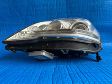 Laden Sie das Bild in den Galerie-Viewer, Frontscheinwerfer Mercedes-Benz W164 A1648205861 Links Scheinwerfer Headlight SCH8571611923yl