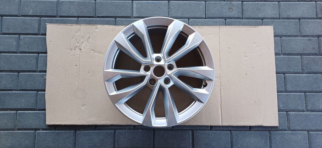 1x Alufelge 18 Zoll 7.0" 5x112 45ET Glanz Silber 57A601025AD Mg I Rim Wheel FEL3165917369ol