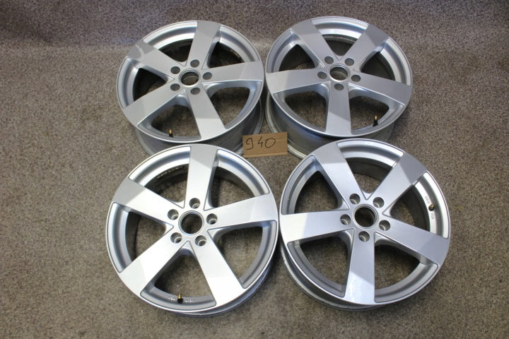 4x Alufelge 17 Zoll 7.5" 5x112 40ET Silber Audi I Rim Wheel FEL8788601548ua