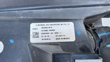 Load image into Gallery viewer, Frontscheinwerfer Tesla Model S 1065045-00-B Ein Stück (Rechts oder Links)