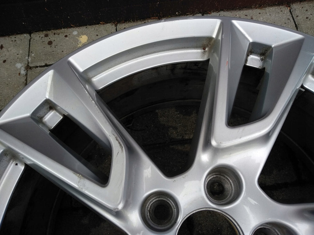 1x Alufelge 18 Zoll 7.5" 5x108 50,5ET Glanz Silber 31362866 Volvo Xc60 Ii