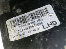 Laden Sie das Bild in den Galerie-Viewer, Frontscheinwerfer Toyota Hilux VIII 81110-0KK60 Rechts Scheinwerfer Headlight SCH1965352808ze