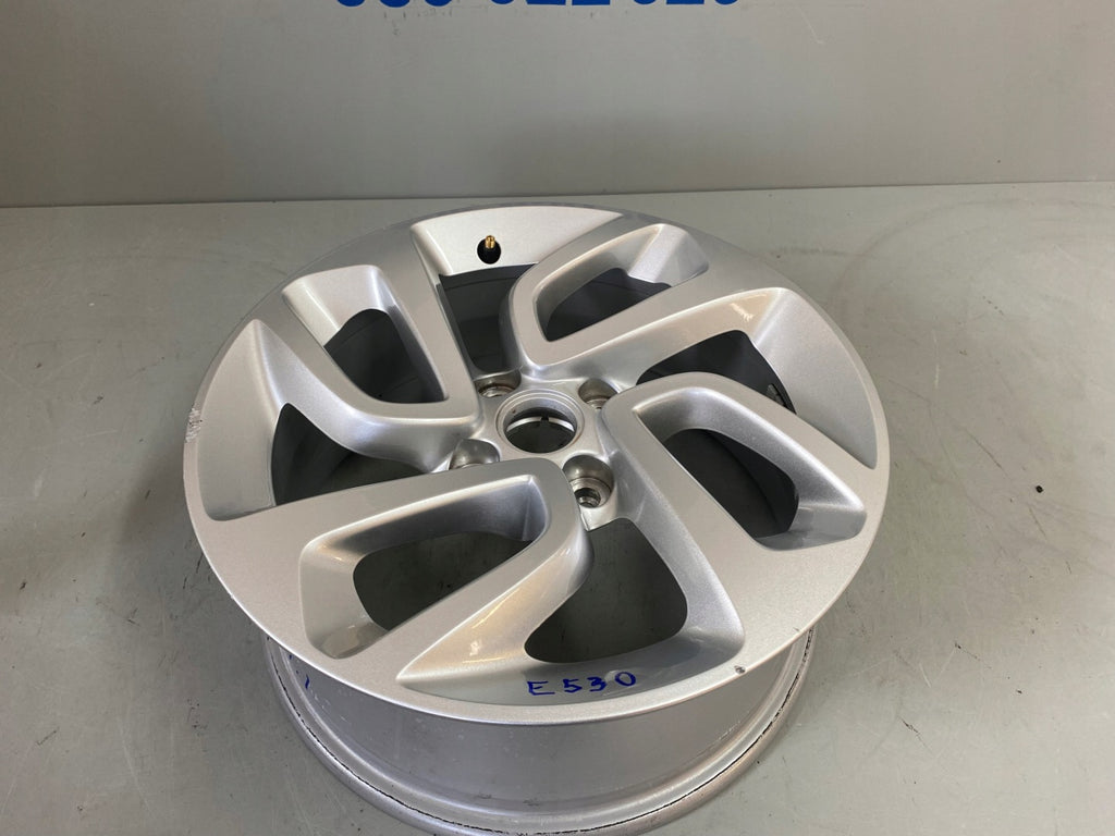 1x Alufelge 16 Zoll 6.5" 4x108 20ET Glanz Silber 39007897 Opel Crossland FEL5864741701aq