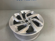 Laden Sie das Bild in den Galerie-Viewer, 1x Alufelge 16 Zoll 6.5" 4x108 20ET Glanz Silber 39007897 Opel Crossland FEL5864741701aq