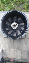 Load image into Gallery viewer, 1x Alufelge 20 Zoll 9.0" 5x112 42ET Glanz Graphit 5LA601025 Mg Karoq Enyaq FEL8354288266vb