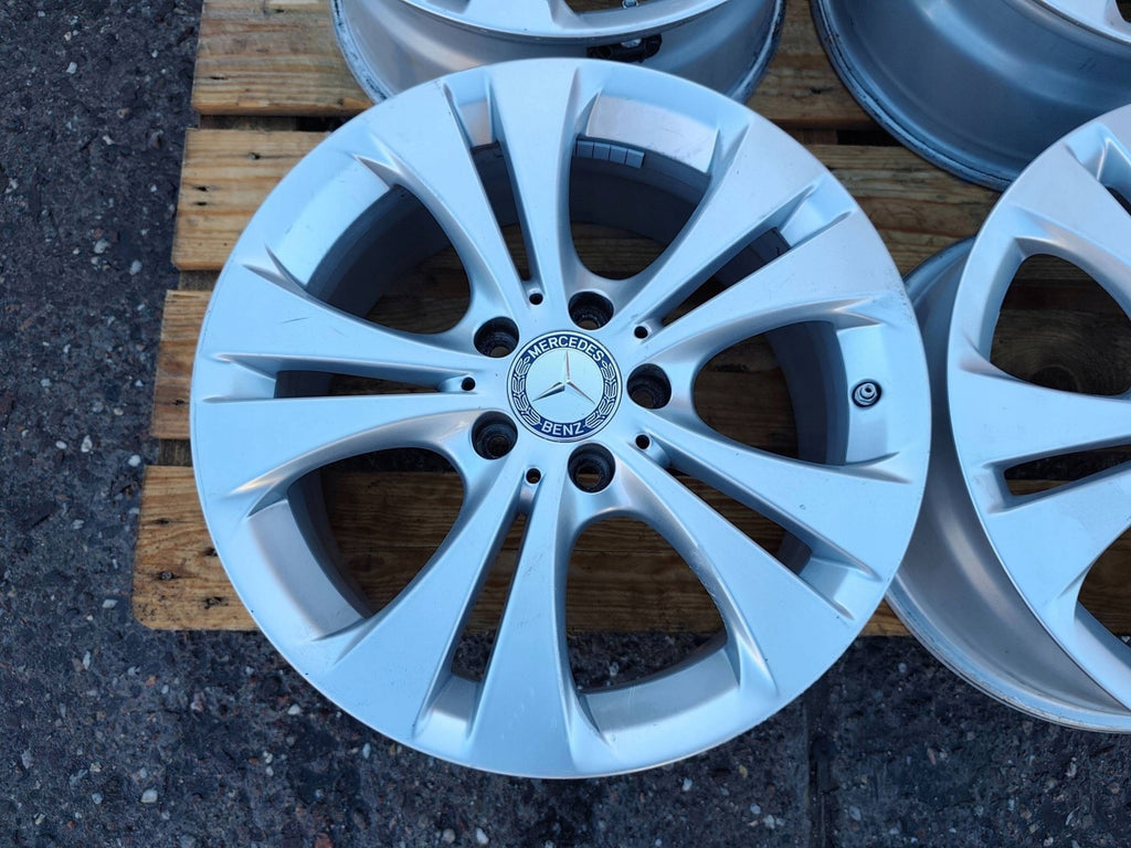 4x Alufelge 17 Zoll 5x112 A2464010800 Mercedes-Benz W246 Rim Wheel FEL6113829811zn