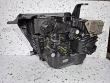 Laden Sie das Bild in den Galerie-Viewer, Frontscheinwerfer Ford Ranger LED Rechts Scheinwerfer Headlight SCH2729135471cr
