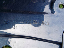 Laden Sie das Bild in den Galerie-Viewer, Tür Mercedes-Benz W247 X247 A2477221000 Vorne Rechts Zum Streichen Door Porta