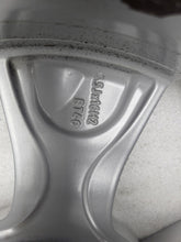 Laden Sie das Bild in den Galerie-Viewer, 1x Alufelge 16 Zoll 6.5&quot; 5x112 46ET 5E0601025C Skoda Superb III Octavia