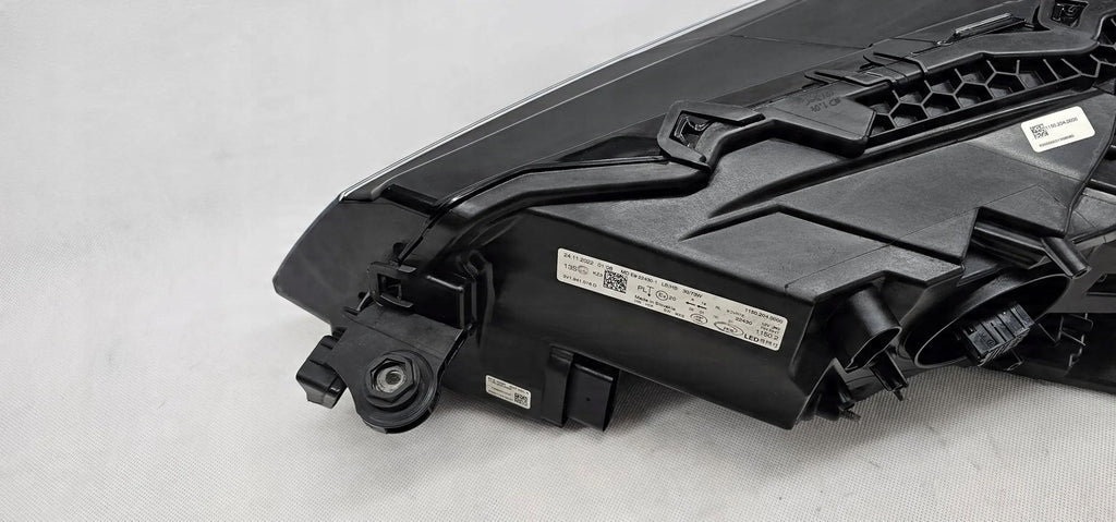 Frontscheinwerfer Skoda Superb III 3V1941016D Rechts Scheinwerfer Headlight