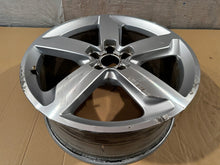 Laden Sie das Bild in den Galerie-Viewer, 1x Alufelge 19 Zoll 8.0" 5x112 39ET 8R0601025BA Audi Q5 Rim Wheel FEL8269395522zd