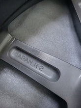 Laden Sie das Bild in den Galerie-Viewer, 1x Alufelge 17 Zoll 7.0&quot; 4x100 45ET Glanz Graphit 996585 Mazda Mx5 Mx-5 Iv