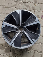 Laden Sie das Bild in den Galerie-Viewer, 1x Alufelge 18 Zoll 8.0" 5x112 40ET Matt Graphit 5FF601025N Cupra Formentor FEL6735284426du