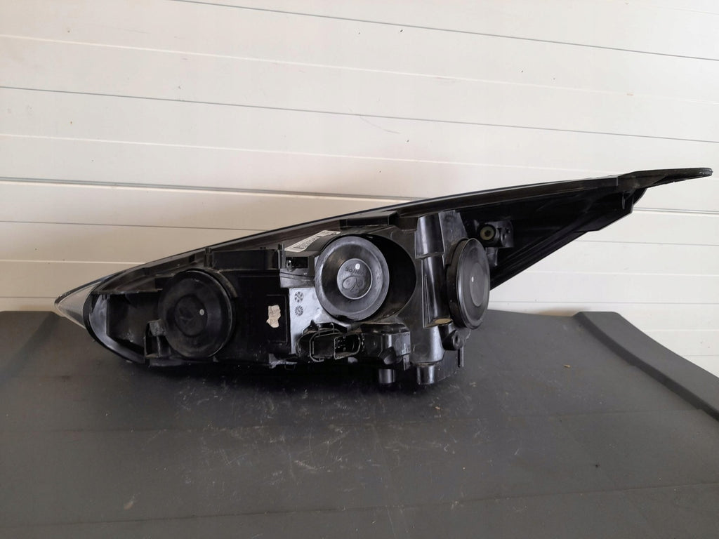 Frontscheinwerfer Ford Focus F1EB-13D154-CG Rechts Scheinwerfer Headlight