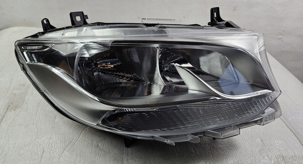 Frontscheinwerfer Mercedes-Benz Sprinter A9109060100 90139095AF Rechts Headlight SCH6875687286or