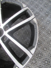 Load image into Gallery viewer, 1x Alufelge 18 Zoll 7.5&quot; 5x112 49ET Glanz Silber 5G0601025 VW Golf Vii Rim Wheel