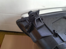 Load image into Gallery viewer, Frontscheinwerfer VW Touran 1T0941031F Xenon Ein Stück (Rechts oder Links)