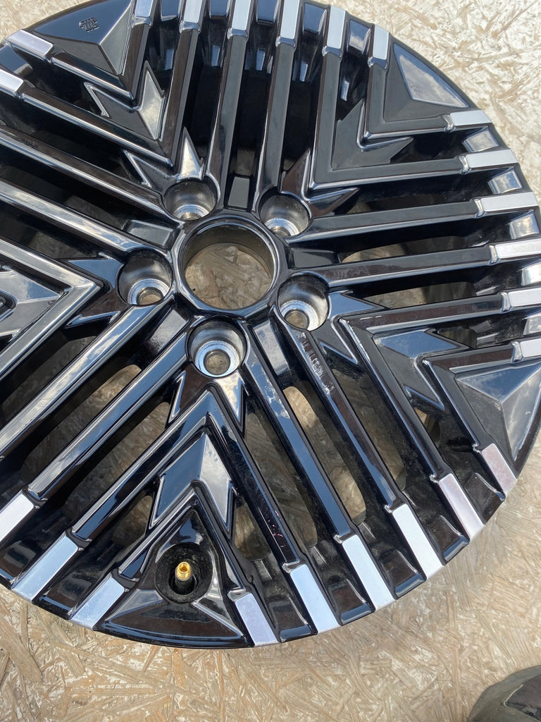 1x Alufelge 17 Zoll 6.5" 5x114.3 R337653 R887653 Nissan Leaf Rim Wheel