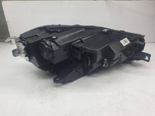 Laden Sie das Bild in den Galerie-Viewer, Frontscheinwerfer Skoda Superb 3P1941015A Links Scheinwerfer Headlight SCH3373217208xx